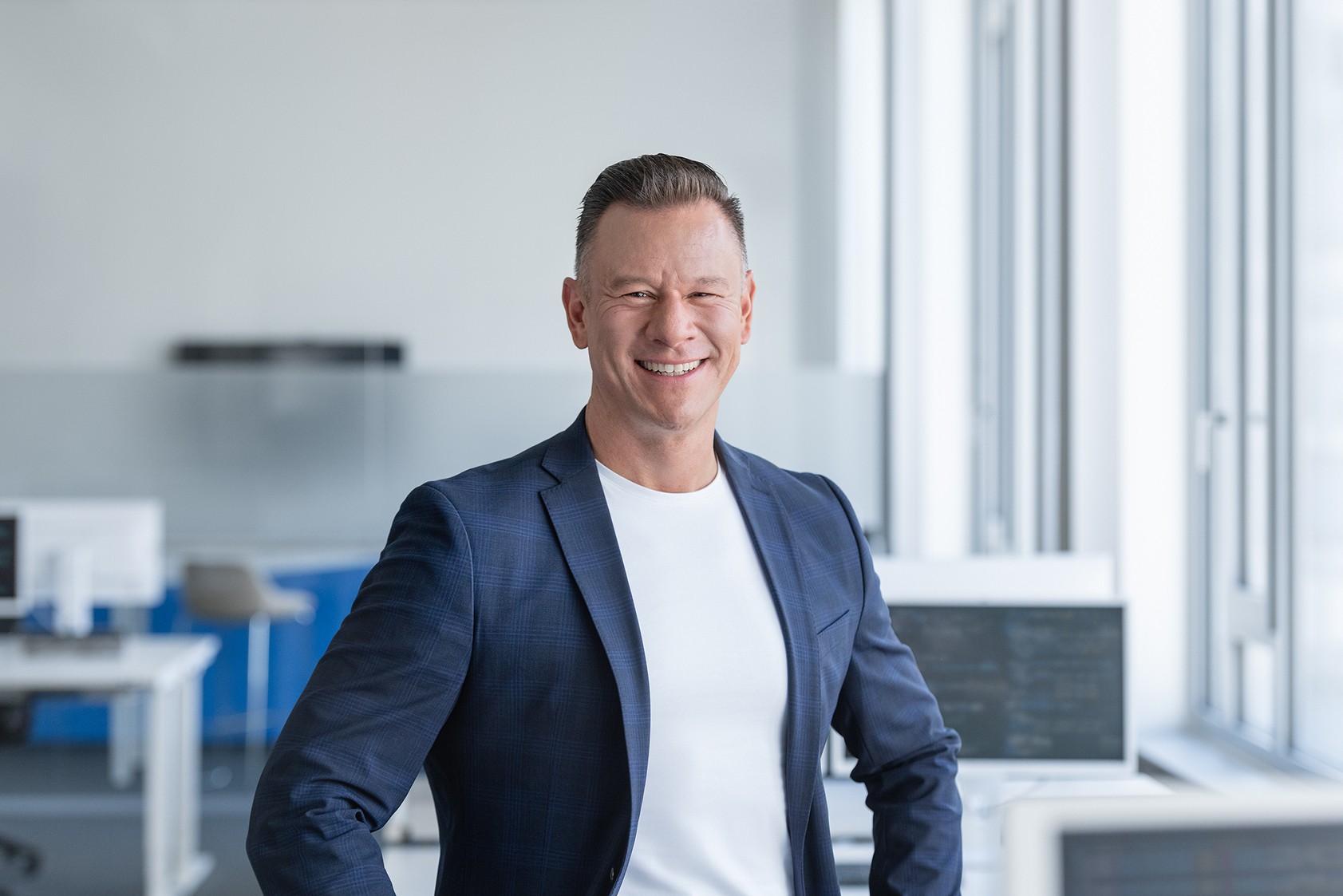 etas-dr-thomas-irawan-20220929_rdax_1683x1123s